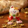 ฟิกเกอร์ หมูเรียกทรัพย์ ถือเหรียญทอง ร่ำรวย นักษัตร ปีกุน ตกแต่งโต๊ะ  Art toy ของเล่น Mooniverse