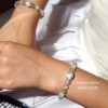 กำไลหินมงคล พรีไนต์ (Prehnite) เสริมสมดุล ฟื้นฟูจิตใจ ชาร์มนักษัตร เงินแท้ S999 รุ่น Fortune