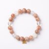 กำไลหินมงคล ซันสโตน (Sunstone) เสริมพลังบวก เปิดรับโอกาส จี้ซาฮะเงินแท้ S925 รุ่น Trinit
